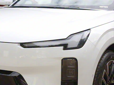 2026�� ������������Plus