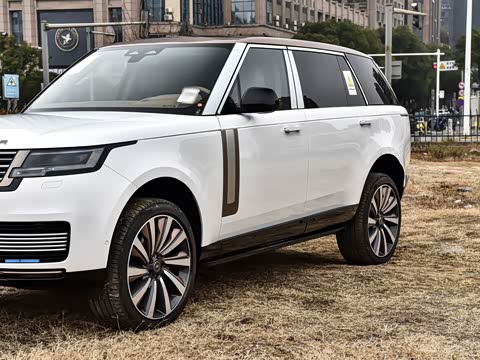 2025�� 3.0 L6 400PS SV���ٴ����ӳ��� 4��