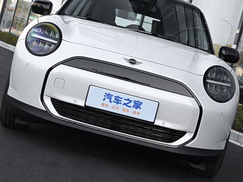 2026�� 466km COOPER E ������
