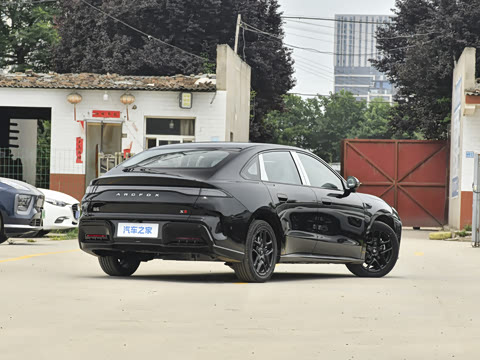 2026�� 535 MAX�����