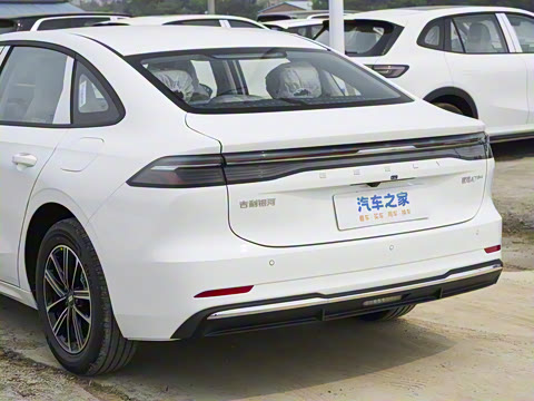 2025�� EM-i 70km ������