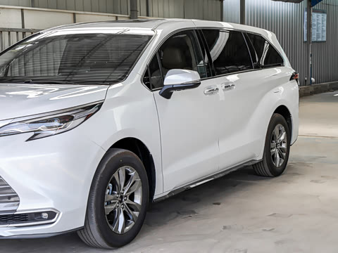 2027�� 2.5L ˫������������