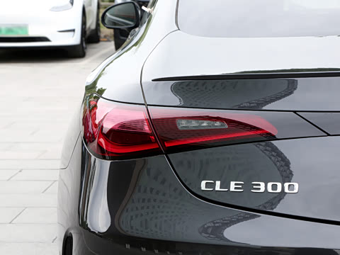 2026�� �Ŀ� CLE 300 4MATIC �����ͽ��ܳ�