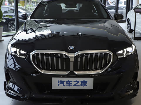 2026�� �Ŀ� 530Li xDrive M�˶���װ