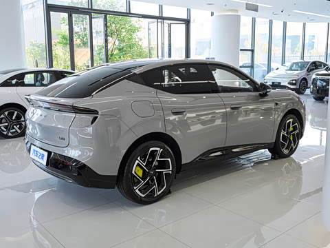2026�� ���� 525 Max