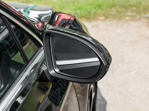 2026�� 3000������ѡ�� 330TSI DSG��Ӣ��