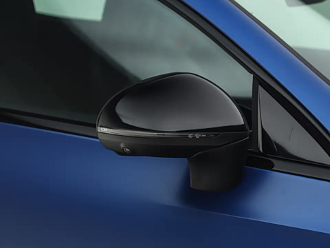 2026�� AMG CLE 53 4MATIC+ ���ܳ�