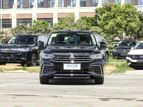 2025�� ���ڿ� 330TSI �Զ�����R-Line��ҫ��