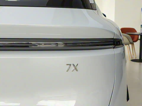 2025�� 100kWh �����������Ǽݰ�