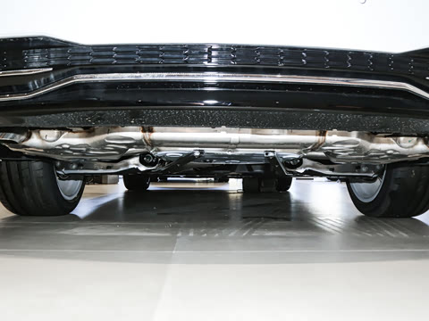 2025�� 45 TFSI quattro ������