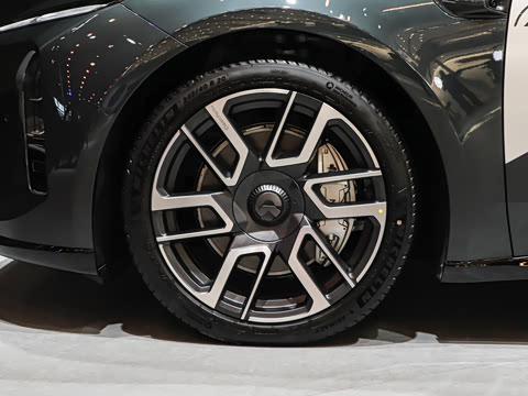 2026�� ��Ȼ�澳�� 100kWh Touring