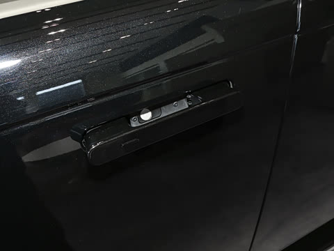 2025�� 3.0 L6 400PS SV���ٴ����ӳ��� 4��