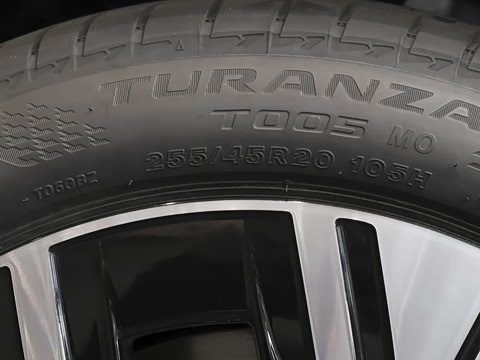 2026�� 500 4MATIC ������