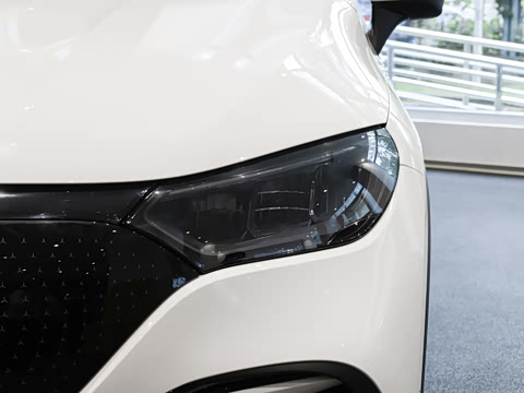 2026�� 500 4MATIC ������