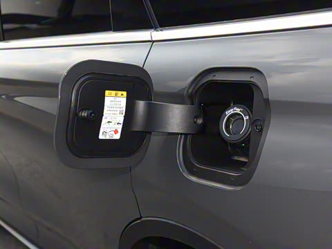 2025�� 2.0T ����������