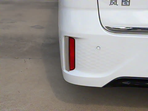 2025�� EV �������������