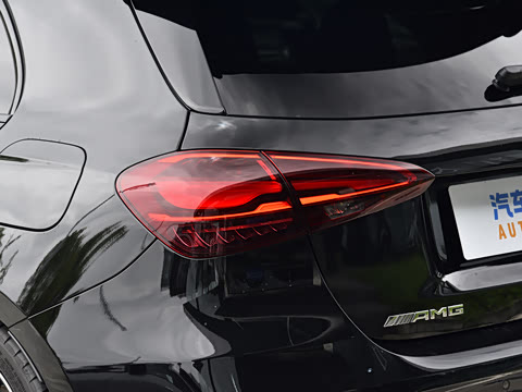 2026�� AMG A 45 S 4MATIC+