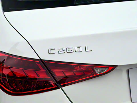 2026�� C 260 L �˶���