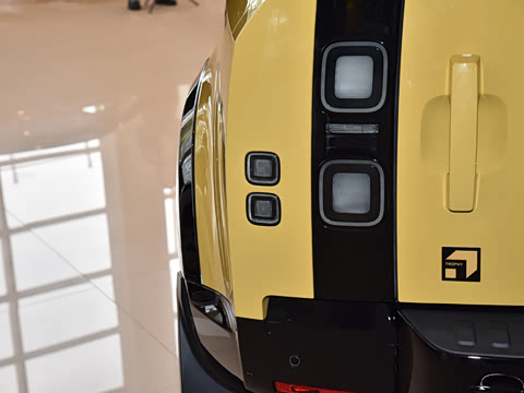 2026�� 110 3.0T P400 TROPHY������