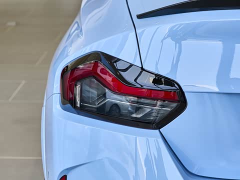 2026�� M240i xDrive