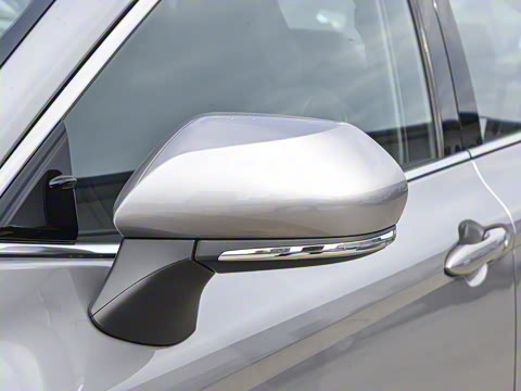 2026�� 2.0S �˶���