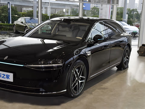2025�� ���� Max (896�߼����״