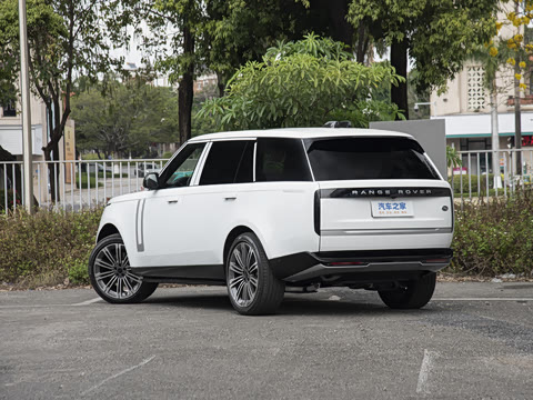 2026�� 3.0 L6 400PS AB�����