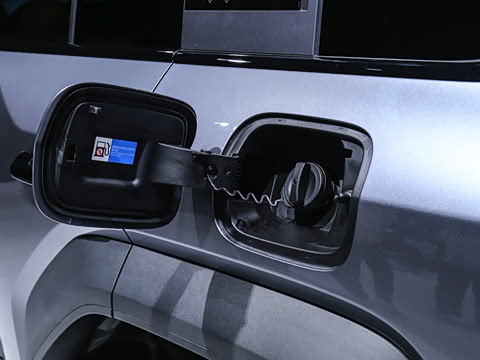 2025�� 210KM ����Ǭ��Ultra+��