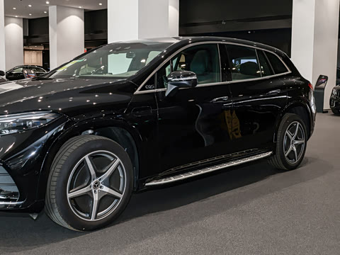 2025�� 500 4MATIC