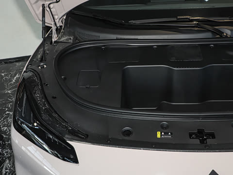 2025�� 560 Lite��