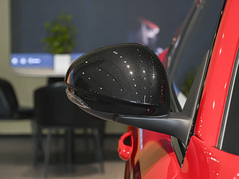 2026�� 2.0T 280HP VELOCE ������