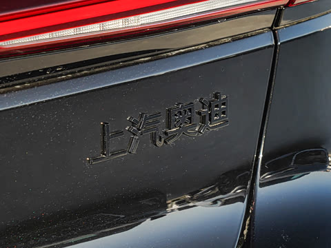 2026�� TFSI quattro 200kW �콢������