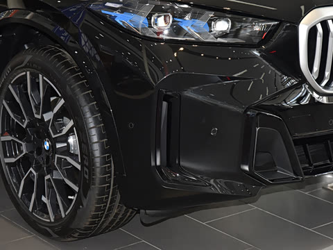 2025�� xDrive 40Li M�˶���ҹ��װ