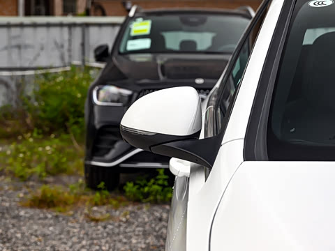 2026�� C 200 L �˶���