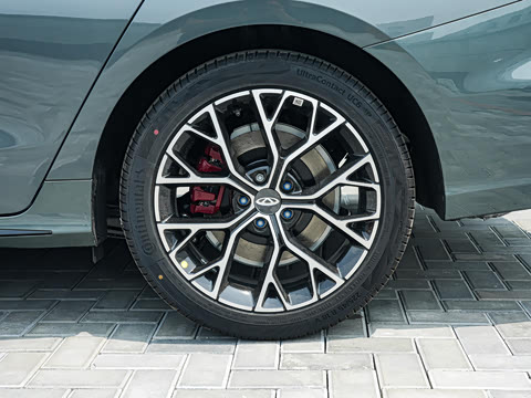2027�� 2.0T DCT �����