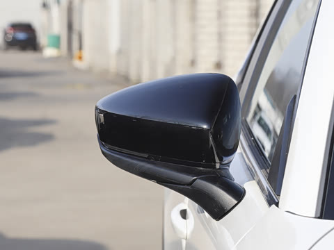 2025�� 2.0L �Զ�������