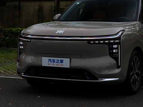 2026�� 52 Max+ �Ƽ��콢������