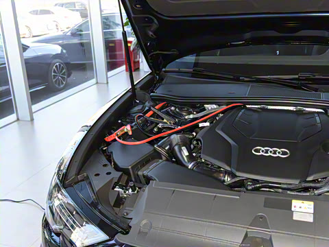 2025�� allroad quattro 55 TFSI ��̽�ռ�