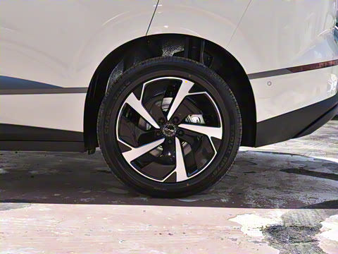 2025�� EV 605�캽Plus��