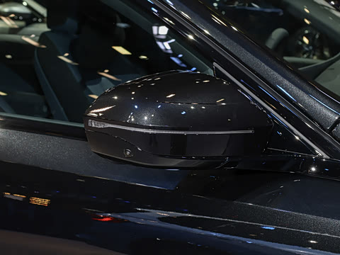 2026�� �Ŀ� 530Li ������ M�˶���װ