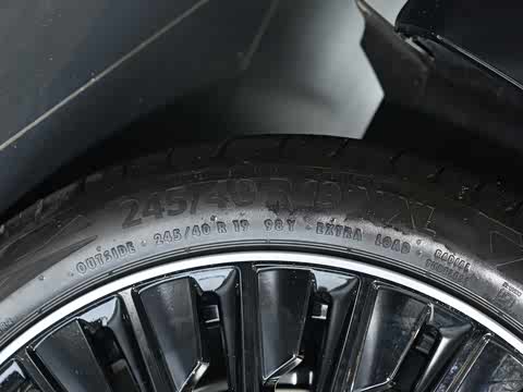 2025�� CLE 300 4MATIC �����ͽ��ܳ�