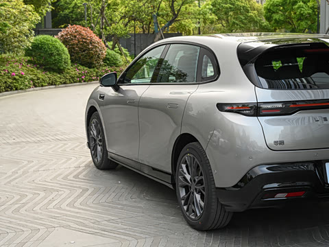2026�� 600 Ultra