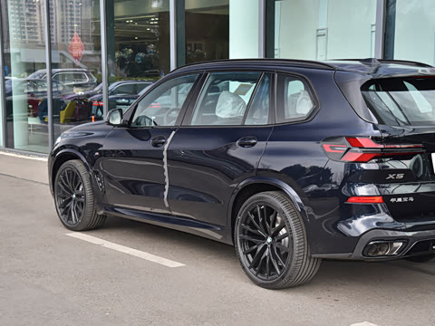 2026�� �Ŀ� xDrive 40Li ������M�˶���ҹ��װ