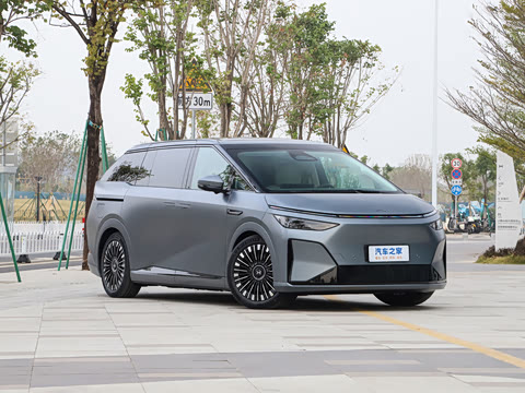 2026�� ���� 750 Ultra