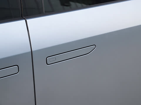 2026�� ���� 750 Ultra