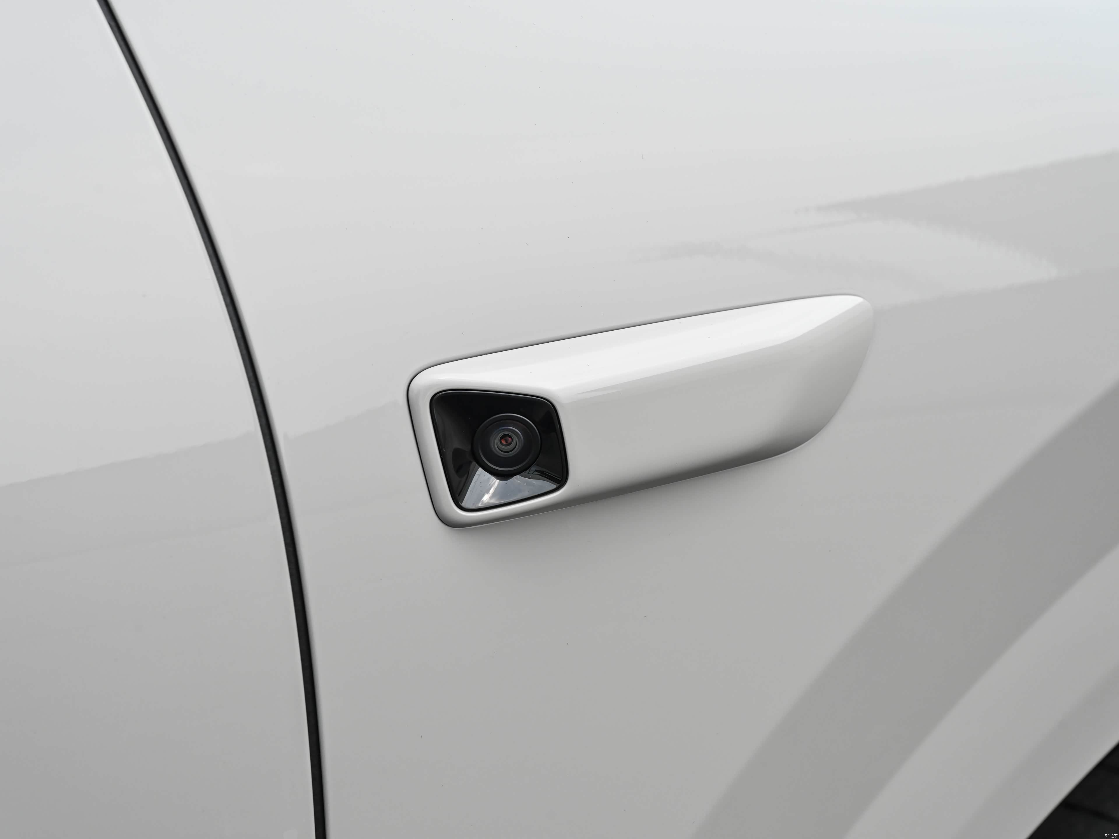 Li Auto i8, миниатюра 10