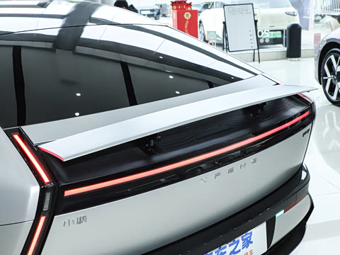 2025�� 750 �������� Ultra