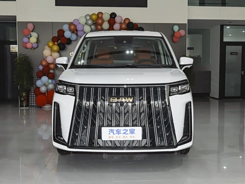 2026�� ���̰� 230����� 7��