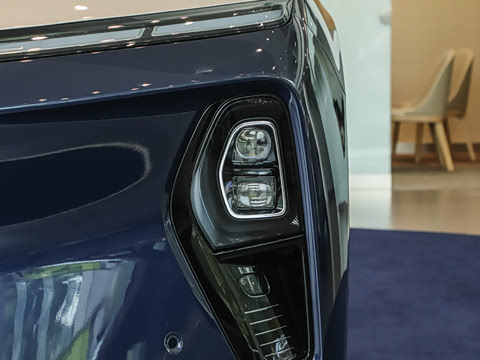 2025�� 102kWh ��ƽ���ر��