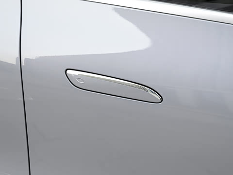 2026�� ����� 400 L 4MATIC